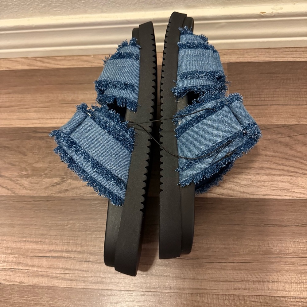 Guess Blue Denim Frayed Slide Sandals - Picture 6 of 13